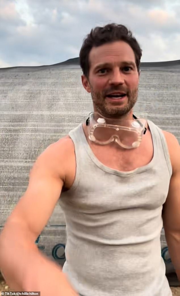 And they were in good company, as Chilli had also enlisted 50 Shades Of Grey star Jamie Dornan to sing along too