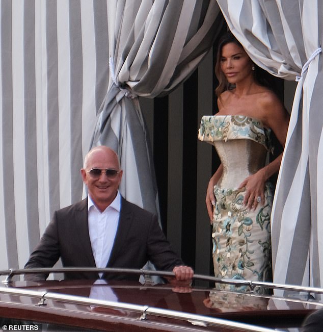 Jeff, for his part, looked dapper in a white shirt and black suit before finishing the look with a pair of statement sunglasses