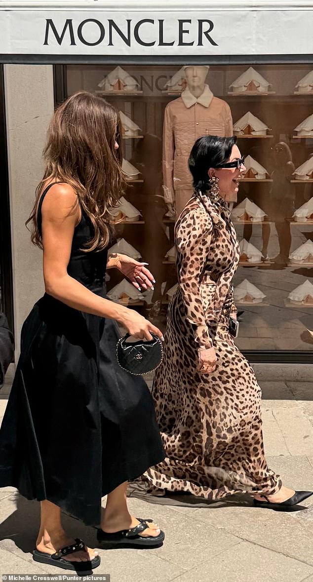 The 'Momager' wowed in her floor-length gown, which she teamed with pointed black flats