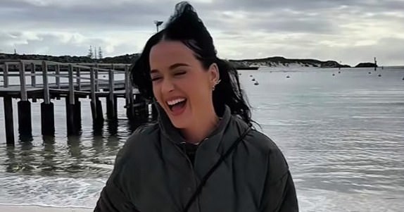 Katy Perry posts from Western Australia as Orlando Bloom spotted leaving Bezos wedding party with mystery womanhttps://www.instagram.com/p/DLZmRitgVeU/?img_index=1