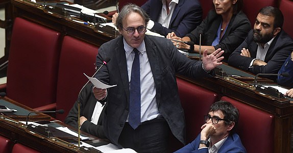 Mandatory Credit: Photo by Stefano Carofei/Sintesi/SIPA/Shutterstock (15371474m) Italy, Rome, June 23, 2025: The President of the Council of Ministers, Giorgia Meloni, in the Chamber of Deputies in view of the European Council. In Photo Angelo Bonelli of Alleanza Verdi e Sinistra    Photo by Stefano Carofei/Sintesi/Sipa Italy, Rome, June 23, 2025 - The President of the Council of Ministers, Giorgia Meloni, in the Chamber of Deputies in view of the European Council - 23 Jun 2025
