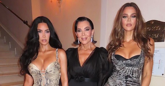 Kim KardashianKhloe KardashianKris Jenner