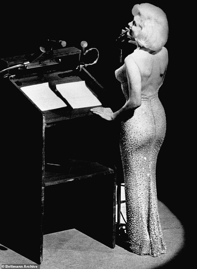 Marilyn Monroe sings Happy Birthday to President John F. Kennedy at Madison Square Garden, for his upcoming 45th birthday