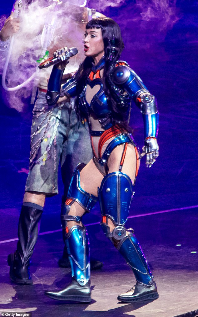 Katy Perry's Lifetimes Tour has copped criticism for lacklustre dance moves, underwhelming vocals and clunky costumes ¿ but one onlooker has a theory as to why the show seems 'disjointed'