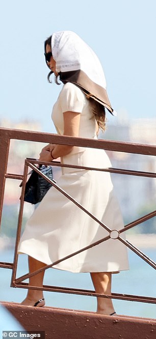 Lauren looked stunning in her chic ensemble