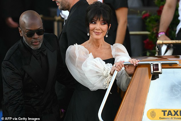 After Kris and Corey got on the boat, a porter appeared to ask her if she wanted to travel alone, which she agreed with