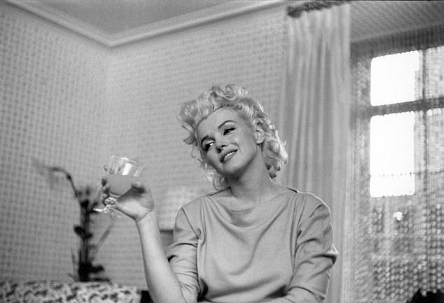 Marilyn Monroe pictured at the Ambassador Hotel on March 24, 1955