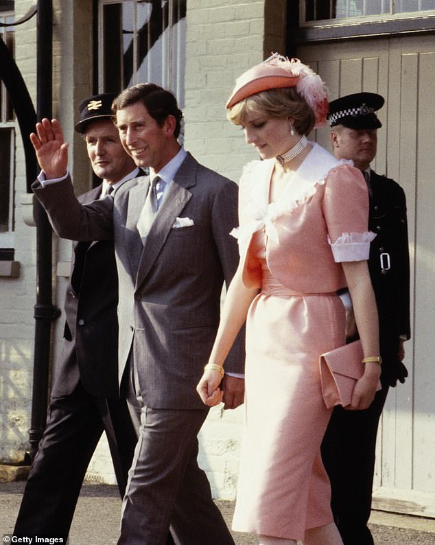 Princess Diana is seen with the-then Prince Charles wearing her peach fascinator right before setting off on her honeymoon