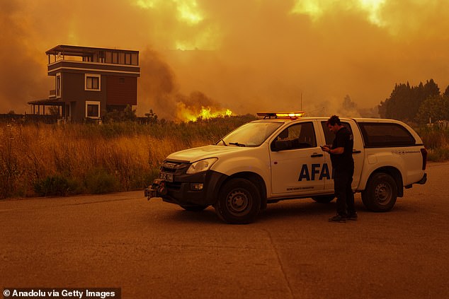 Four firefighters were reportedly affected by smoke poisoning, with two of them taken to hospital