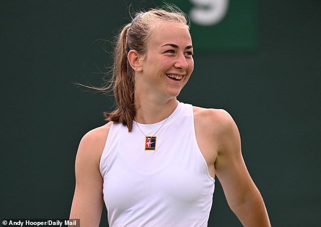 The three promising juniors have been dubbed the upcoming golden group of British tennis