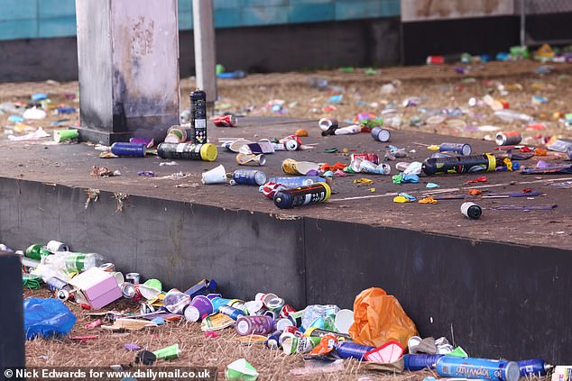 Thousands of volunteers are needed to tackle the vast amount of waste left on the floor