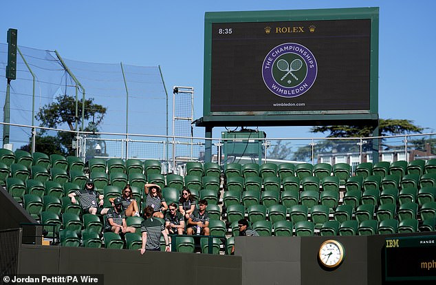 The tournament is set to have its hottest ever opening day with temperatures reaching 34C