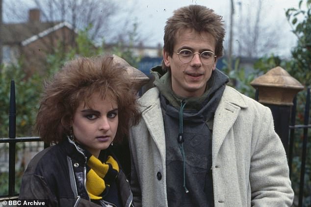 Mary 'the Punk' Smith, played by Linda Davidson, featured in the drama's original cast when it first aired back in 1985