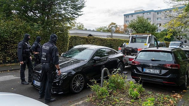 This Mercedes-AMG was seized at the influencer's home. The purchase price was around ¿75,000, paid for with donations