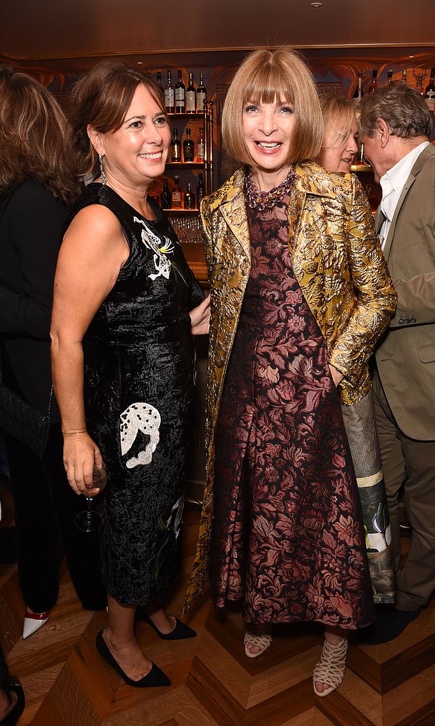 Alexandra and Anna Wintour at the launch of Vogue: Voice Of A Century during London Fashion Week in 2016