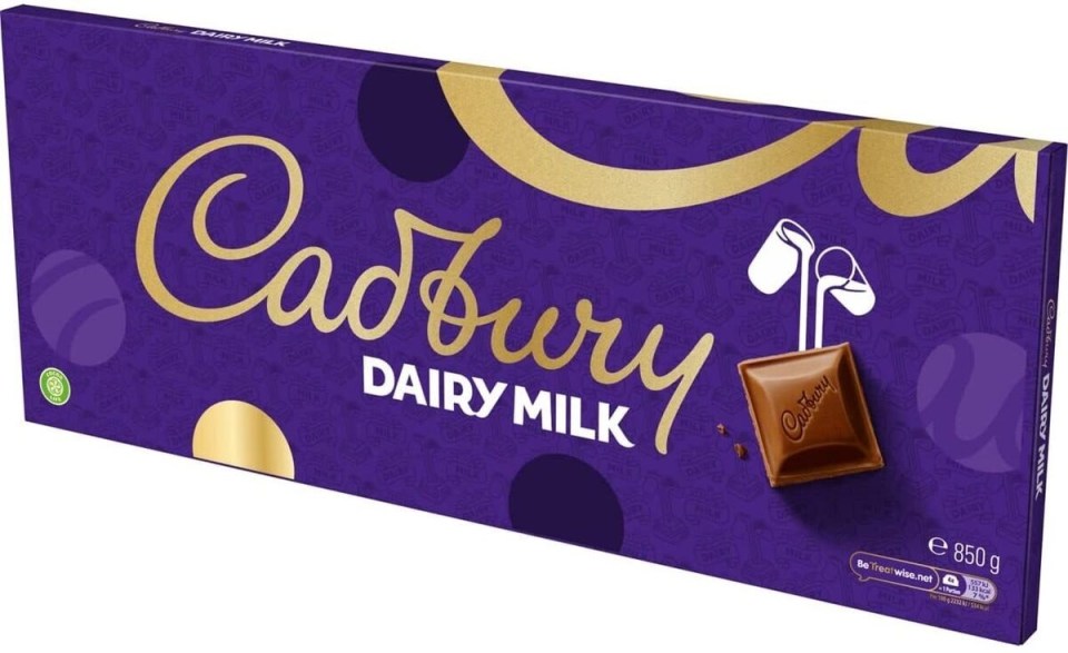 850g Cadbury Dairy Milk chocolate bar packaging.