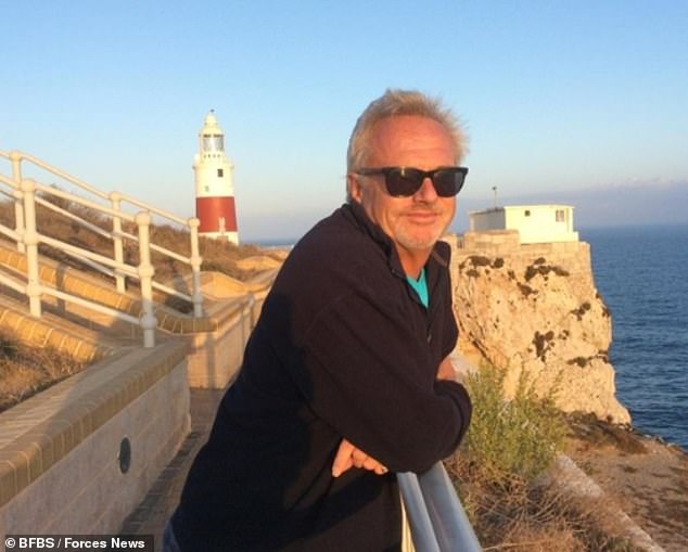 Much loved radio star Simon Marlow has tragically died in hospital after being on air for four decades