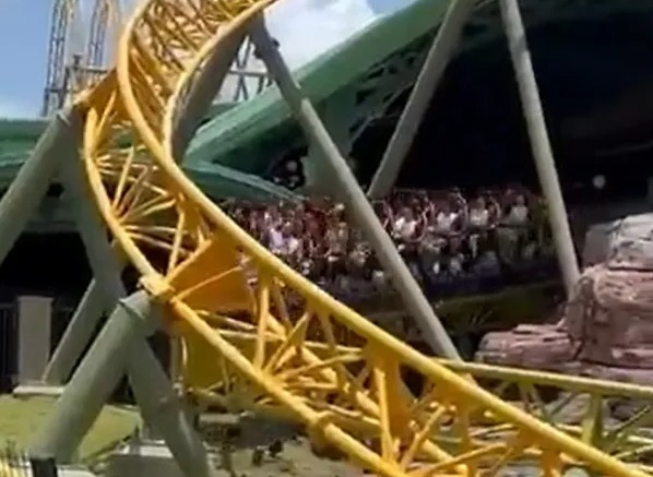 Roller coaster derailed with passengers on board.