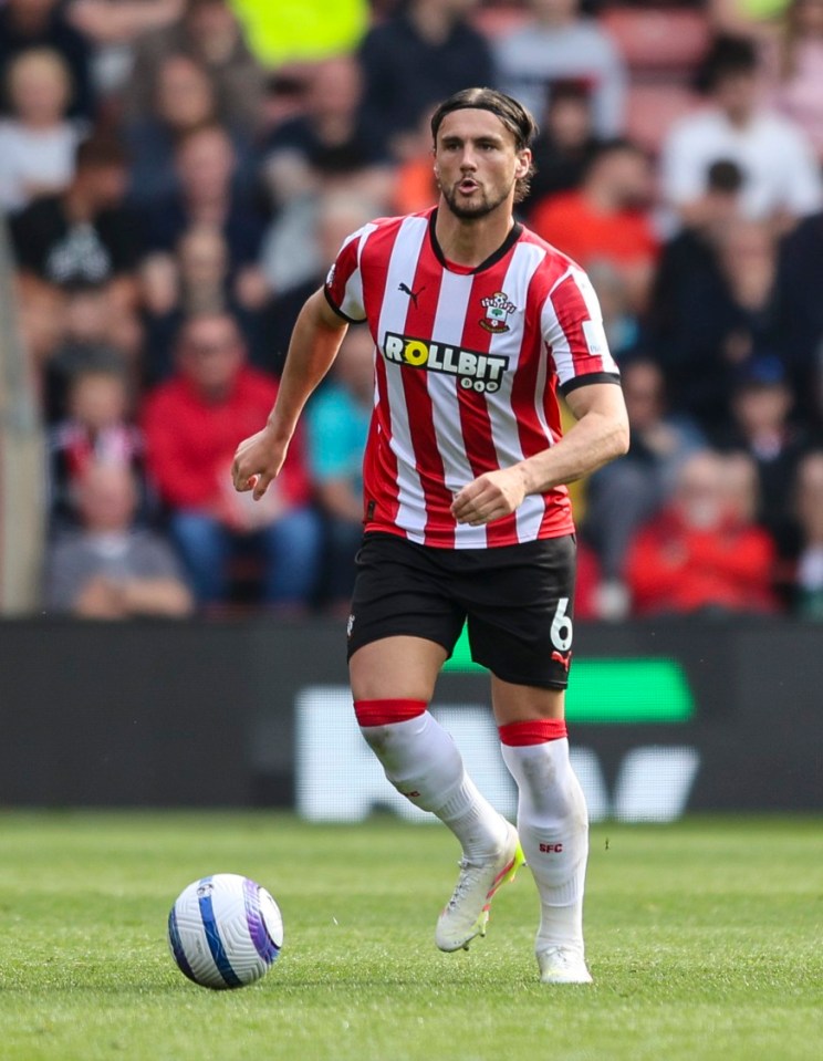 SOUTHAMPTON, ENGLAND - APRIL 12: Taylor Harwood-Bellis of Southampton during the Premier League match between Southampton FC and Aston Villa FC at St Mary's Stadium on April 12, 2025 in Southampton, England. (Photo by Robin Jones/Getty Images)