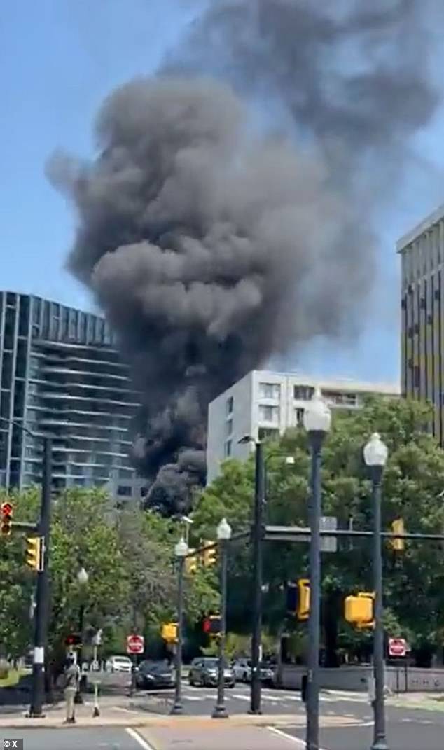 A car has reportedly exploded in Washington DC, sending plumes of black smoke into the air that could be seen for miles