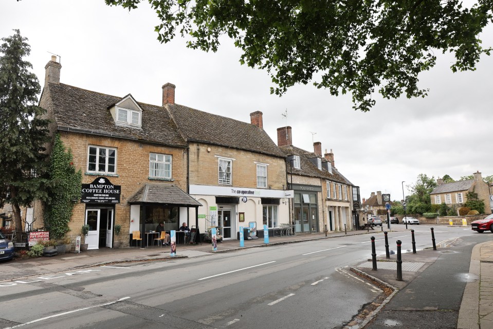 High street in Bampton, Oxfordshire, filming location for Downton Abbey.