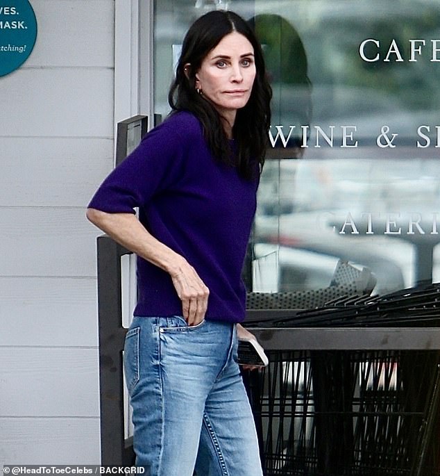 Courteney Cox was spotted on a casual outing in Jayde's Beverly Hills this week