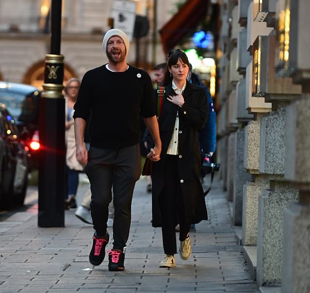 The REAL reason behind Chris Martin and Dakota Johnson¿s split is revealed and it's reportedly been 'incredibly painful' for the actress as the pair go their separate ways after eight years