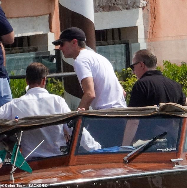 Ivanka and Jared took a leisurely stroll back to their hotel after a day of sightseeing