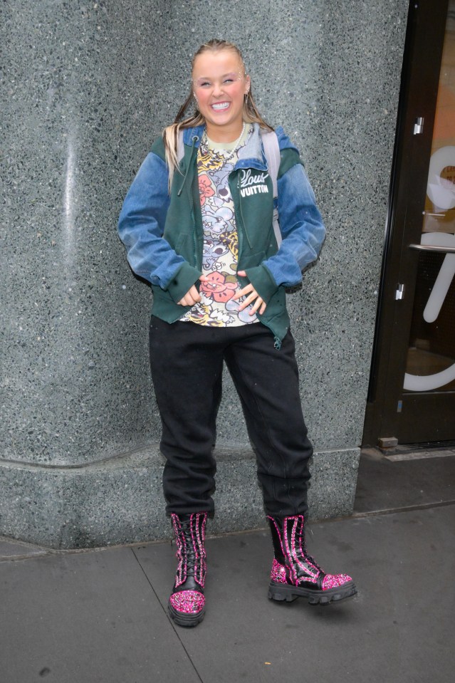 JoJo Siwa outside ABC Studios in New York City.