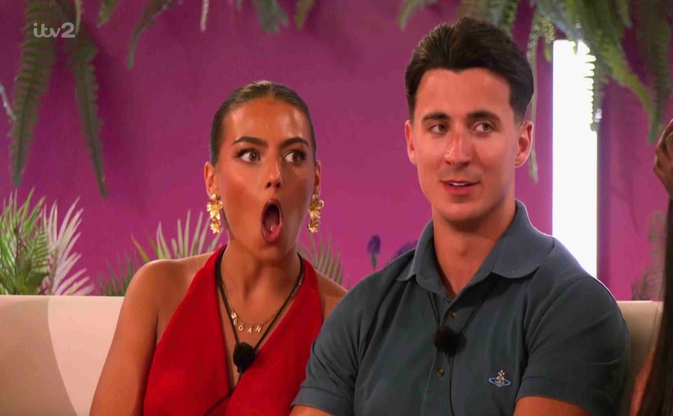 Alima and Remell on Love Island.