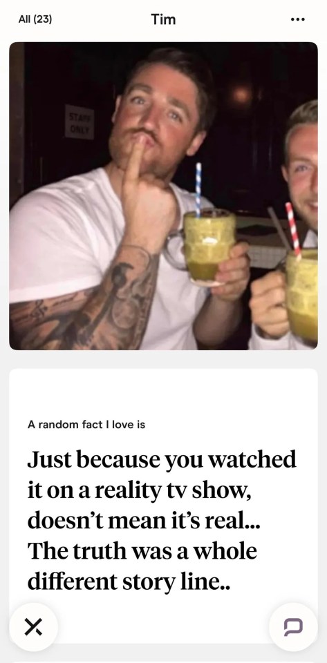 Photo of a man with a mustache, tattoos, and a friend, holding drinks.
