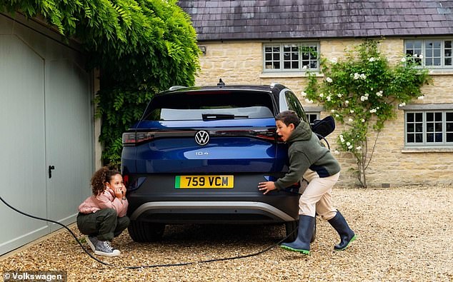 Octopus Energy has launched its first EV home charger, adding to its EV energy stable. To celebrate this the first 100 customers will be able to claim 5,000 free charging miles