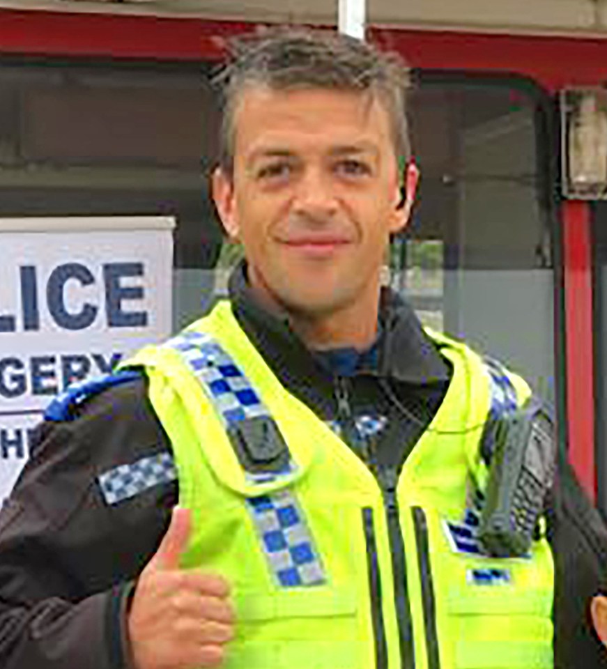 PC Lorne Castle giving a thumbs up.