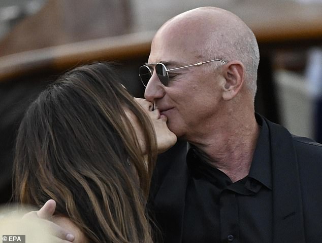 In another scene from the boat, recorded as the duo began their journey to the destination of their pajama party, Lauren turned her head to gaze adoringly at Jeff - before the pair exchanged a kiss