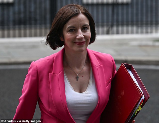 Young women should be having more children and sooner, Bridget Phillipson, the minister for women and equality has urged