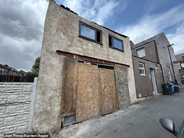 One lucky buyer could be in with the chance of snapping up a terraced house for as little as £1,000