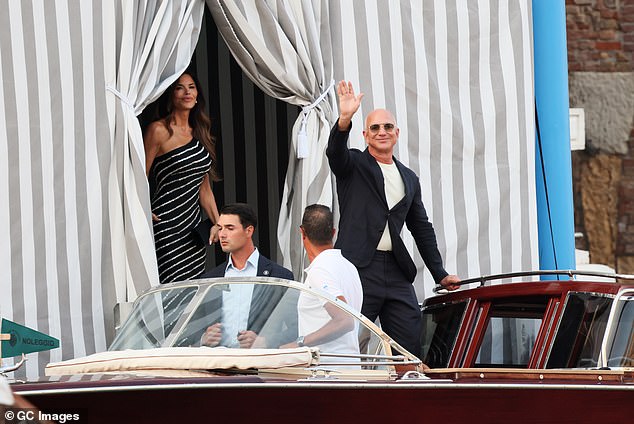 Jeff Bezos And Lauren Sanchez were all smiles as they were spotted in Venice last night ahead of their lavish wedding
