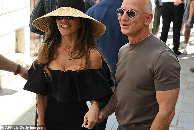 Amazon's founder Jeff Bezos and his wife Lauren Sanchez Bezos have been spotted for the first time since tying the knot on Friday