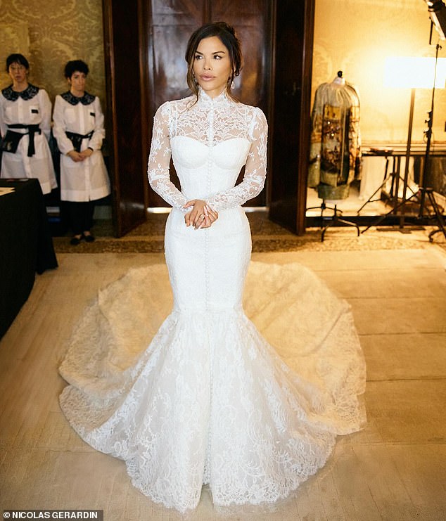 Behind-the-scenes snapshots of Lauren Sanchez and Jeff Bezos' wedding have started going viral... for all the wrong reasons