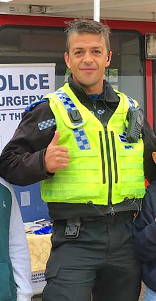 PC Lorne Castle giving a thumbs up.