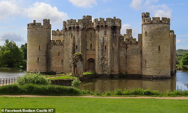 The moated castle was built in 1385 by Sir Edward Dalyngrigge, a former knight of Edward II