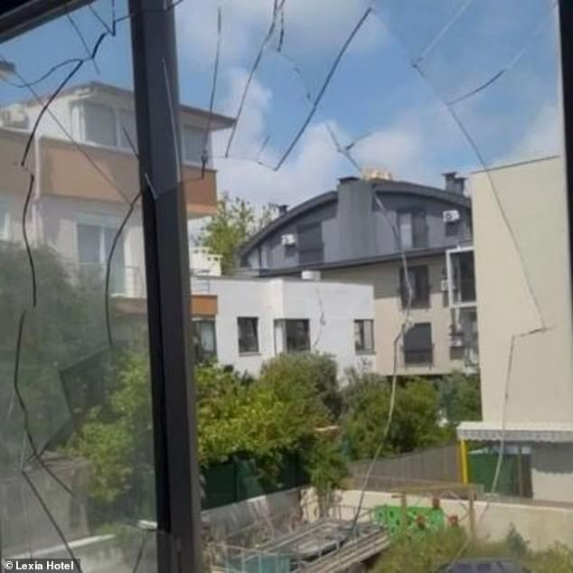 The hotel claimed that 'the outer window of the room was broken by an object thrown from inside'