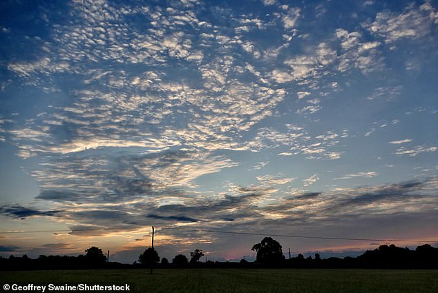A pretty sunrise on a hot and humid morning in the Oxfordshire countryside at Dunsden yesterday