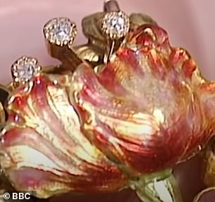 The brilliant cut diamonds elsewhere on the item