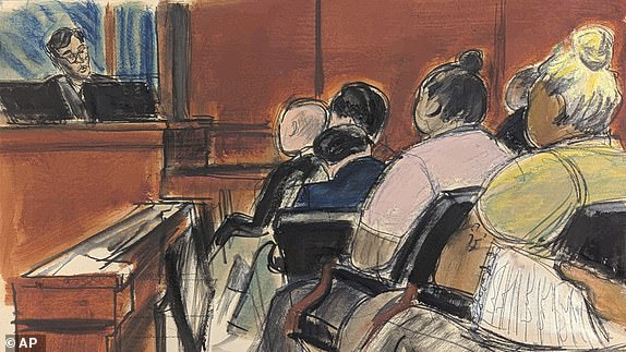 Judge Arun Subramanian, left, instructs the jury to continue deliberations after they informed the court they were hung on count 1 during Sean "Diddy" Combs' sexual misconduct trial in Manhattan federal court, Tuesday, July 1, 2025, in New York. (Elizabeth Williams via AP)