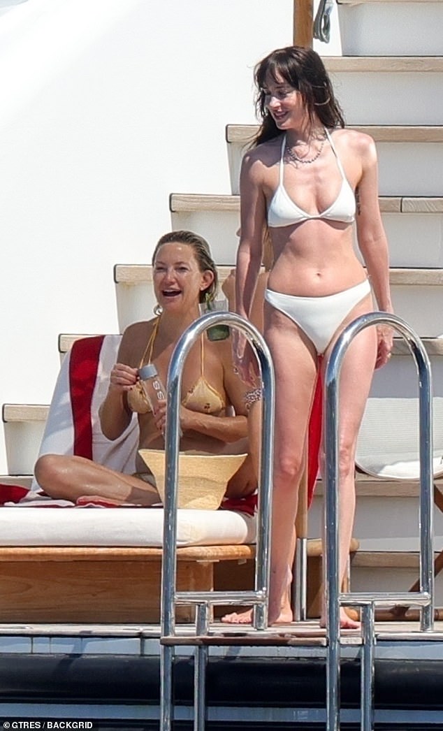 She also had a relationship with Muse frontman Matt Bellamy, with whom she shares a son, Bingham, born in 2011