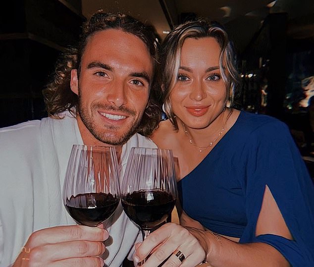 Neither Tsitsipas nor Badosa has commented publicly on the reports of a split