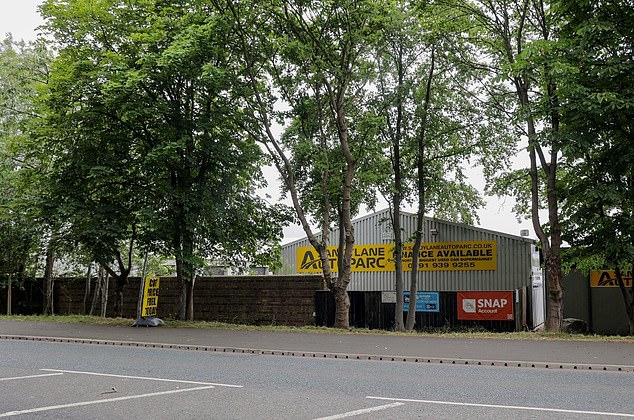 When Lamb first started renting a unit on Sandy Lane Autoparc in Gosforth, Newcastle, no one batted an eyelid