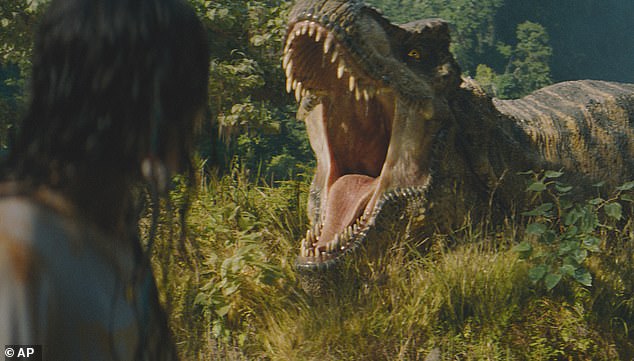 As for the narrative background, the dinosaurs are no longer the attraction they were in previous films