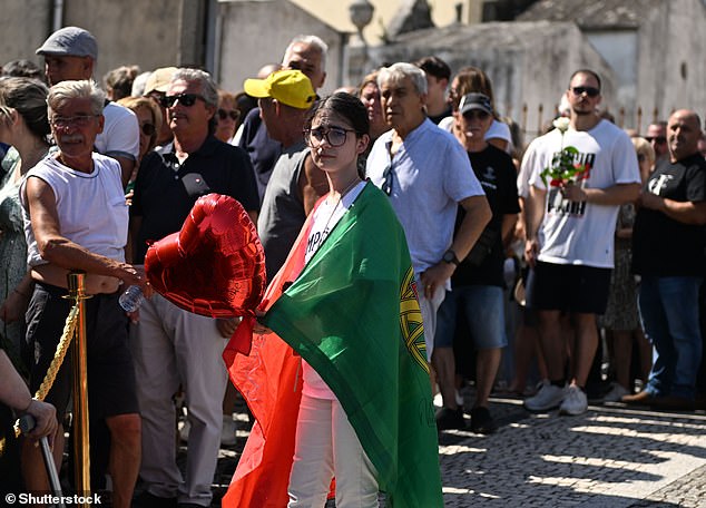 Ines was seen in tears at Diogo Jota and Andre Silva's wake yesterday